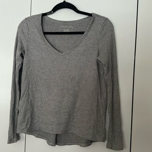 Women’s American Eagle long sleeve top